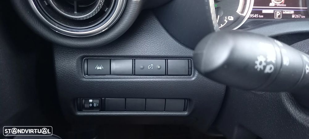 Nissan Juke 1.6 Hybrid N-Design Black - 9