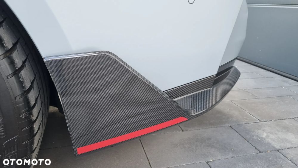 BMW M4 CSL sport - 12