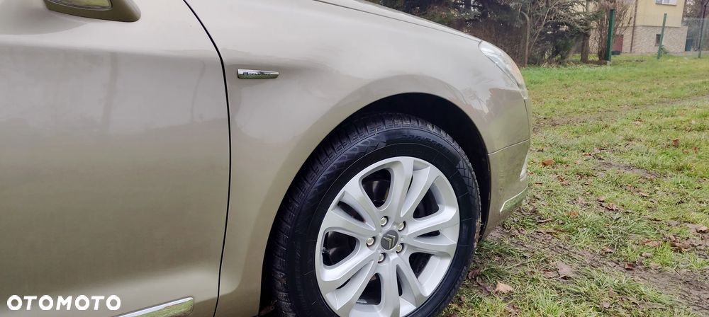 Citroën C5 HDi 135 FAP Exclusive - 8