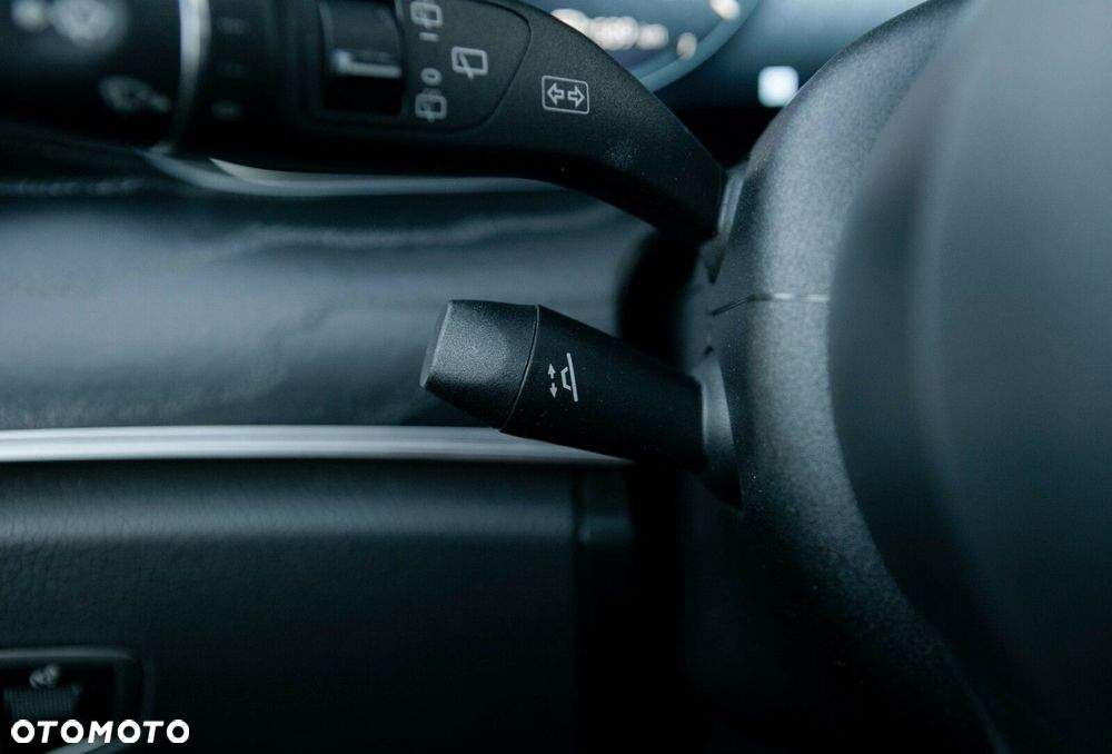 Mercedes-Benz Klasa E - 25