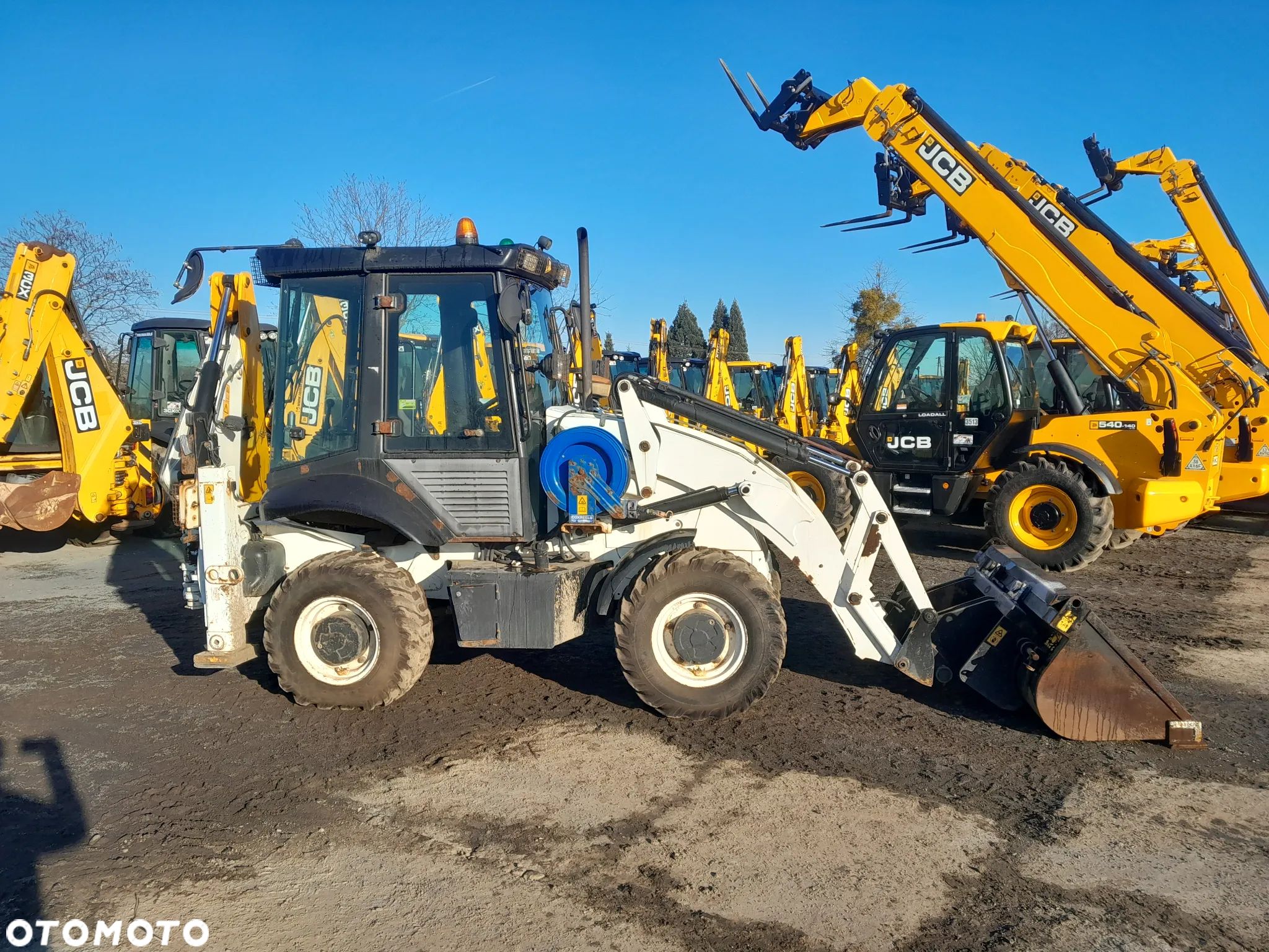 JCB 2CX - 1