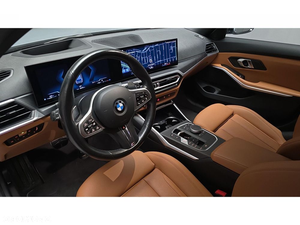 BMW Seria 3 320d xDrive M Sport - 16