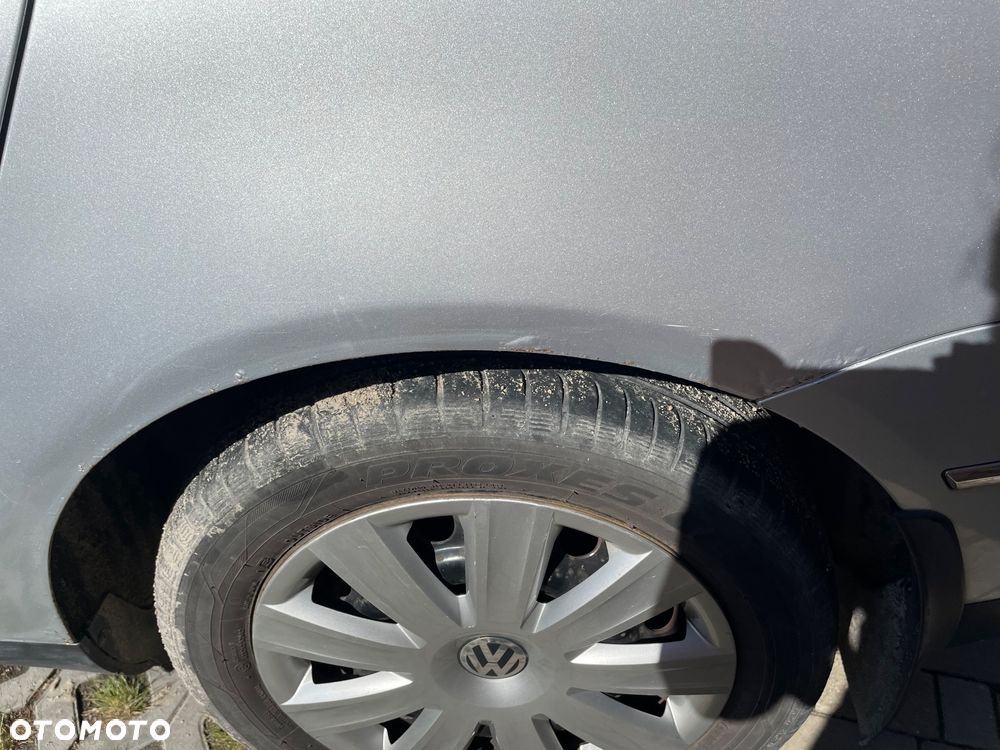 Volkswagen Passat 2.0 TDI DPF Comfortline - 22