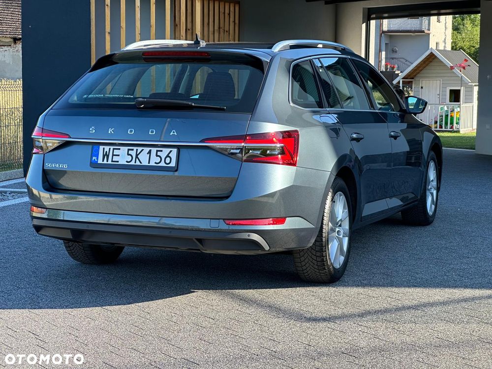 Skoda Superb 2.0 TDI Ambition - 11