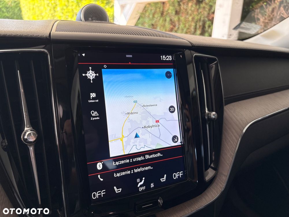 Volvo XC 60 T8 AWD Plug-In Hybrid Inscription - 18