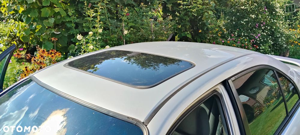 Honda Accord 1.8i S - 15