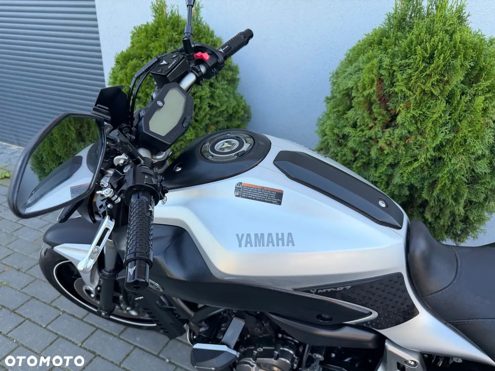 Yamaha MT - 38