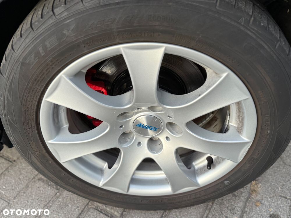 BMW Seria 1 116i - 11