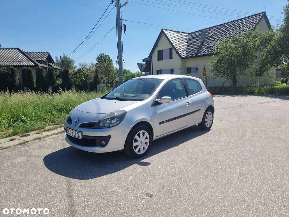Renault Clio - 1