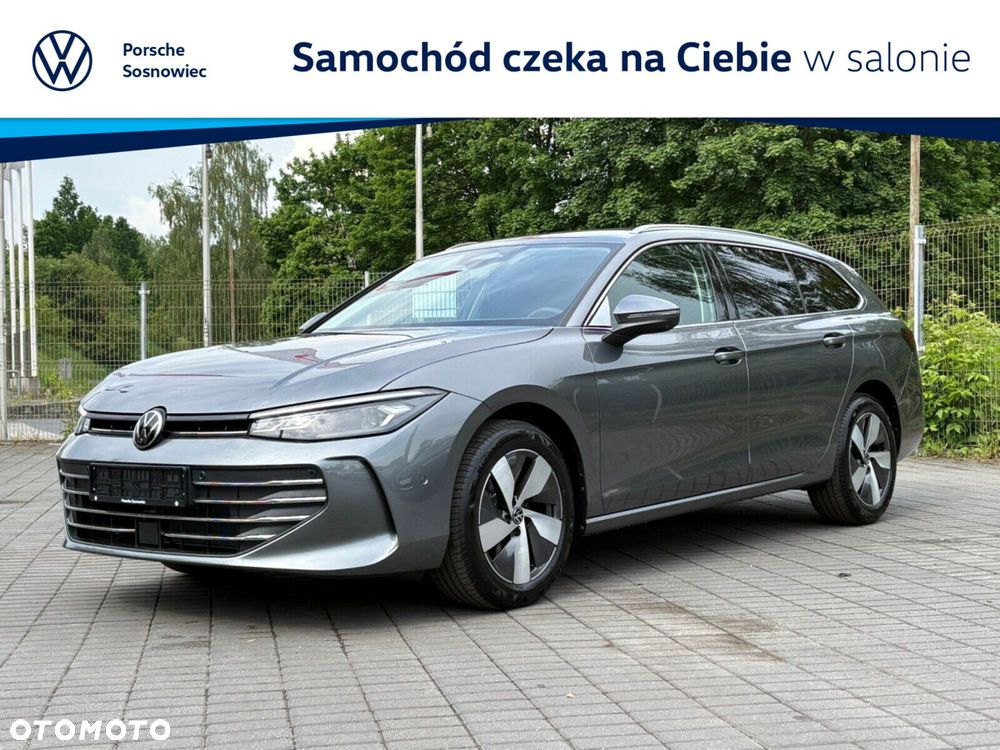 Volkswagen Passat - 1