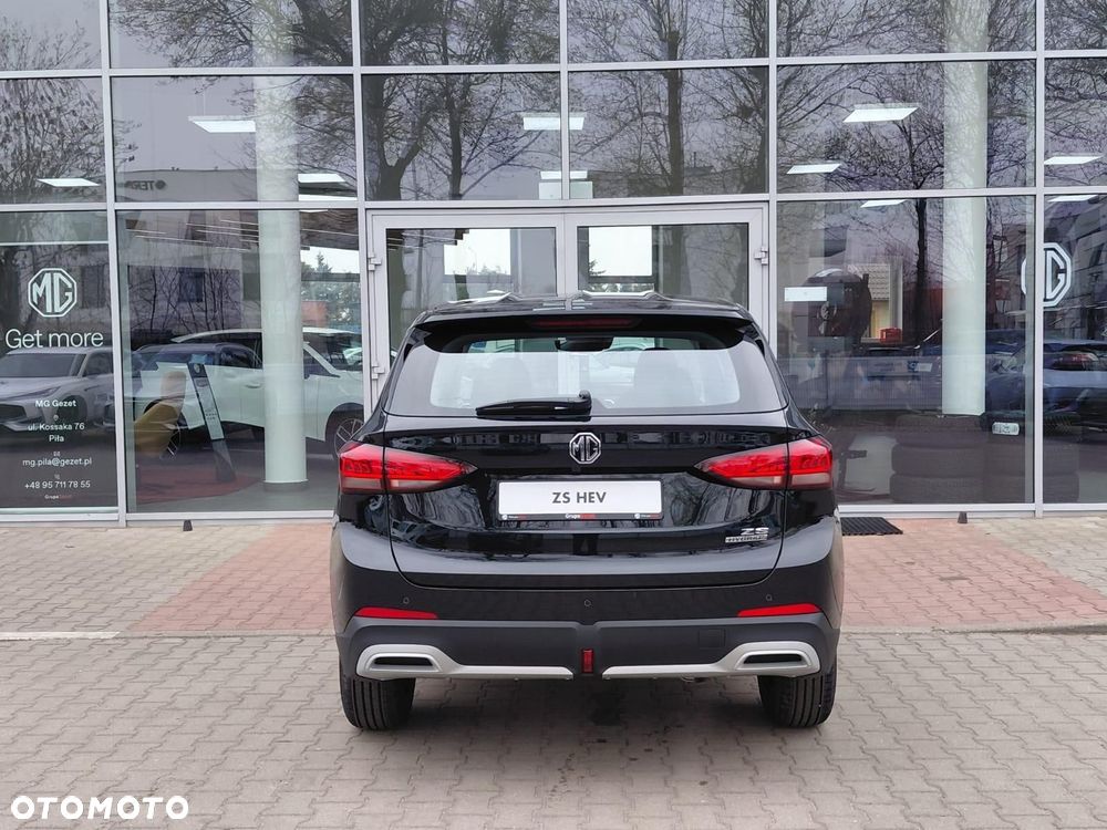 MG ZS - 4