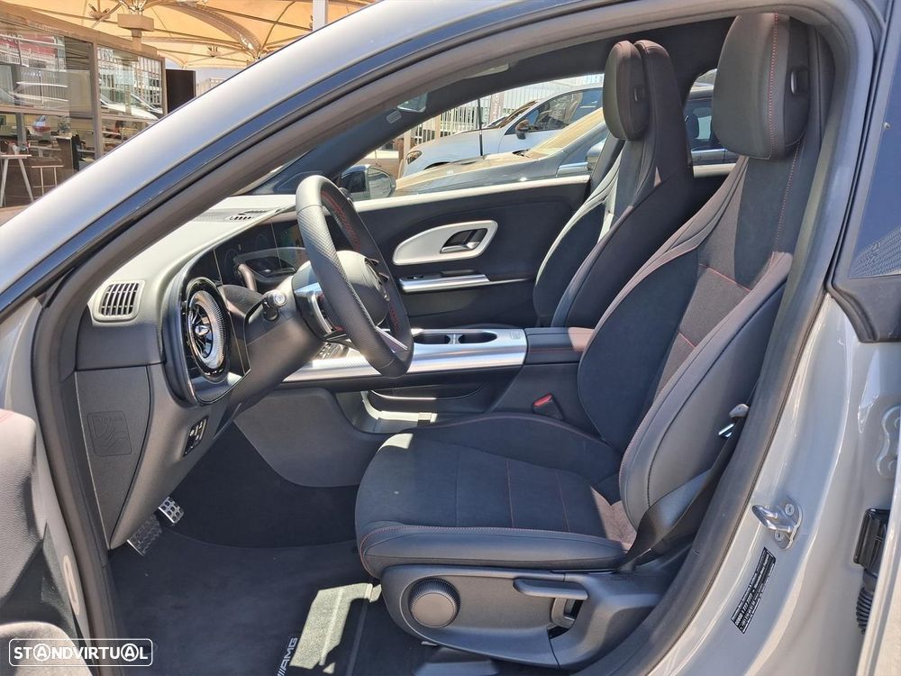 Mercedes-Benz CLA 220 Standard - 10