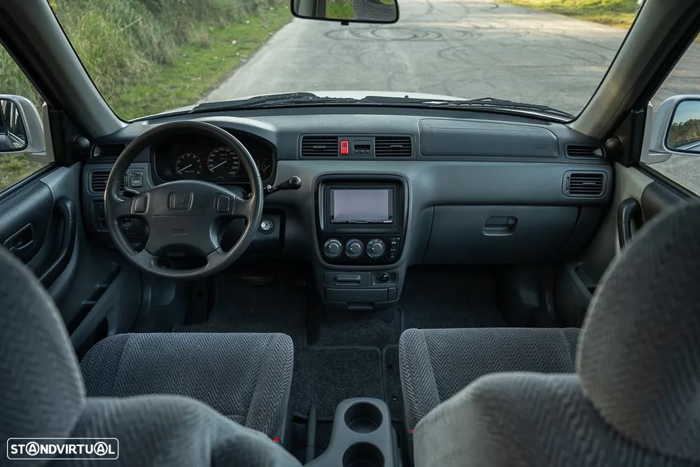 Honda CR-V 2.0 ES Automatic - 18