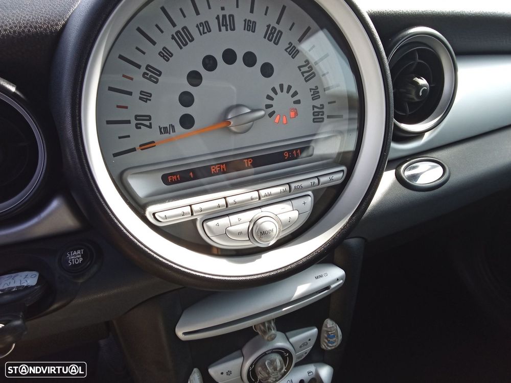 MINI 3 Portas Cooper D - 13