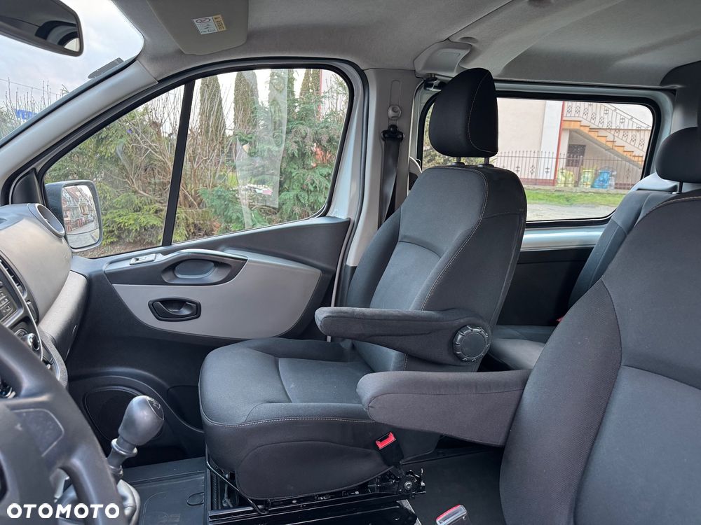 Renault Trafic - 18