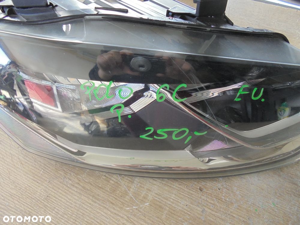 VOLKSWAGEN POLO 6C LAMPA PRAWA PRAWY PRZÓD PRZEDNIA EUROPA - 2