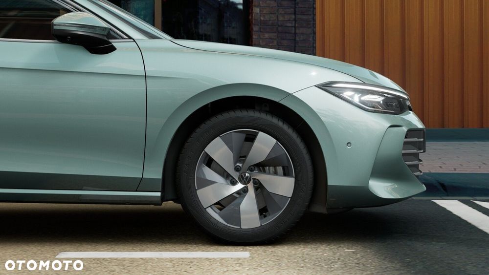 Volkswagen Passat - 8