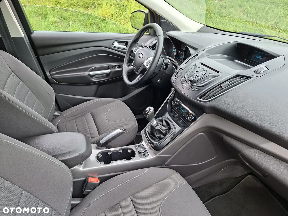 Ford Kuga 2.0 TDCi 2x4 Trend - 17