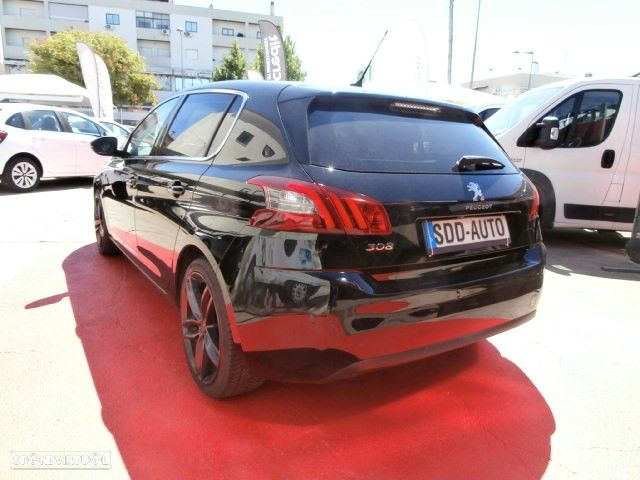 Peugeot 308 BlueHDi 130 Black Edition - 4