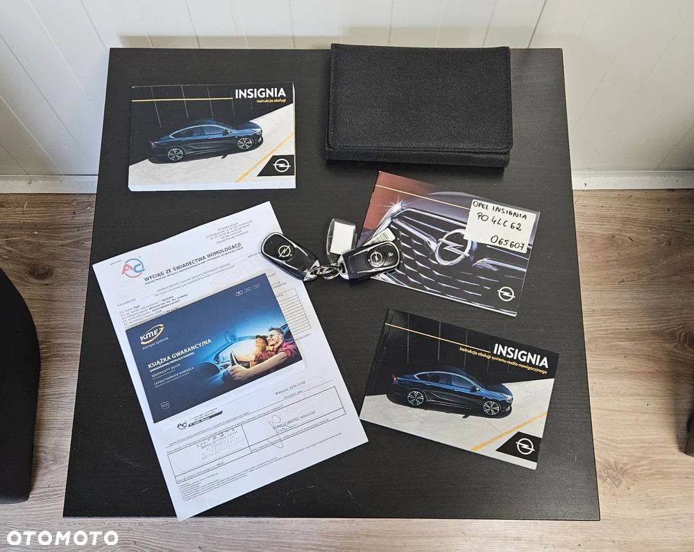 Opel Insignia - 30