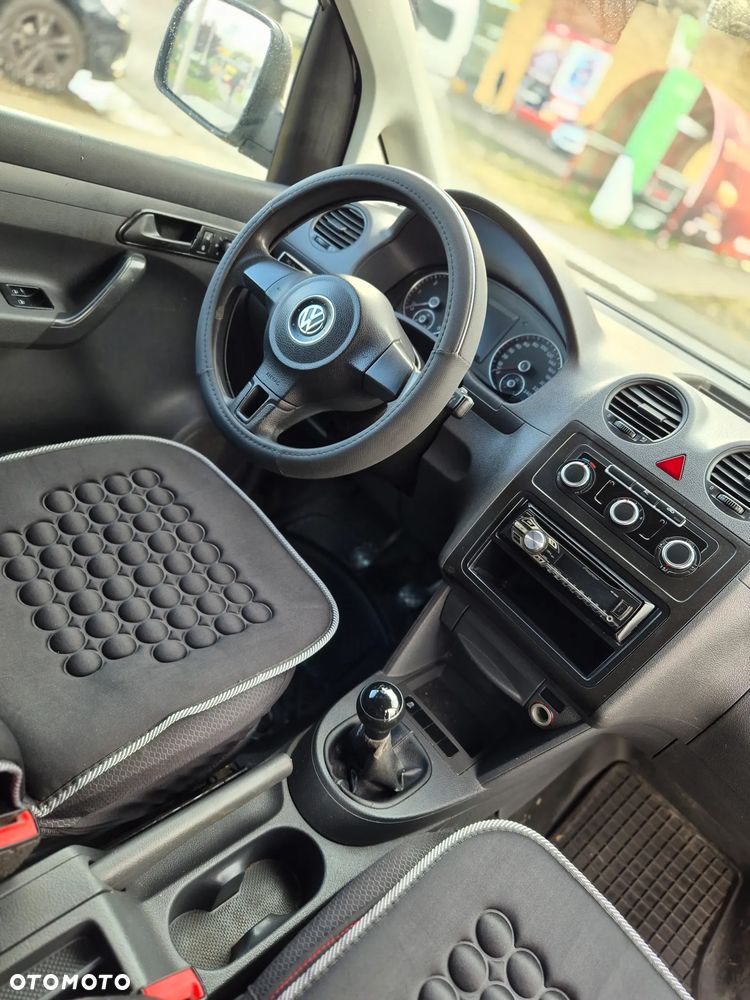 Volkswagen Caddy - 4