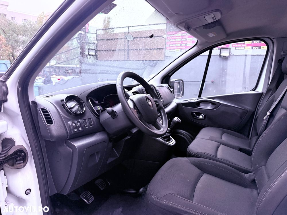 Renault Trafic - 22