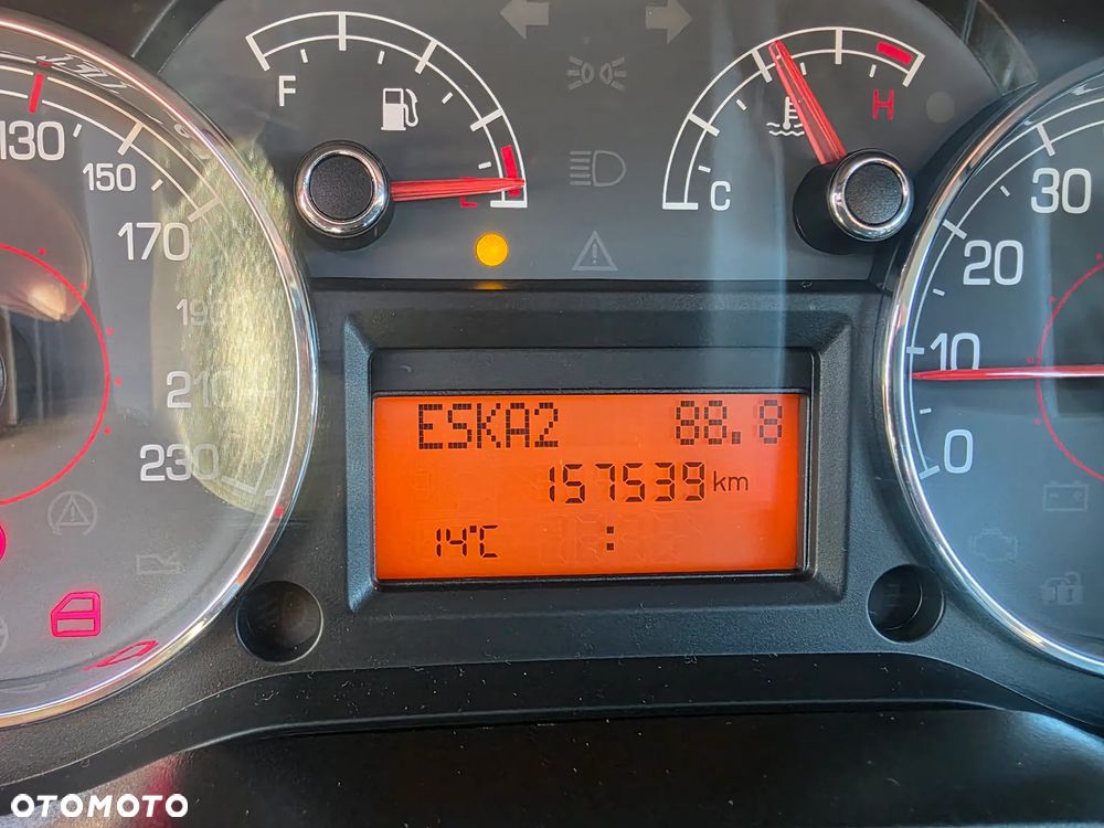 Fiat Grande Punto - 5