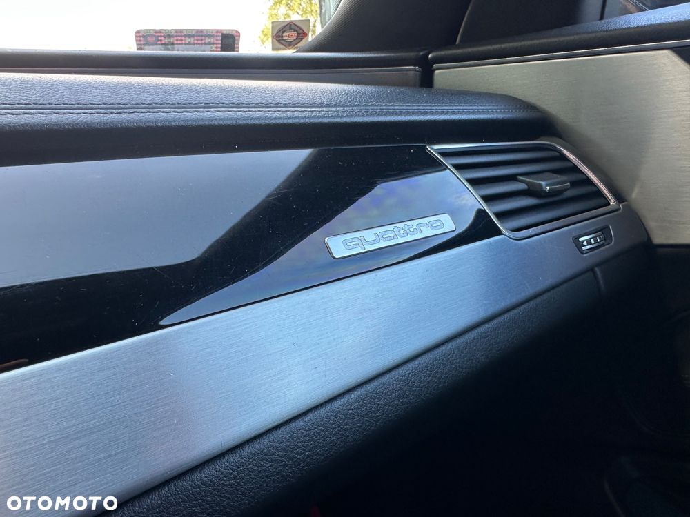 Audi A8 4.2 TDI clean diesel Quattro - 29