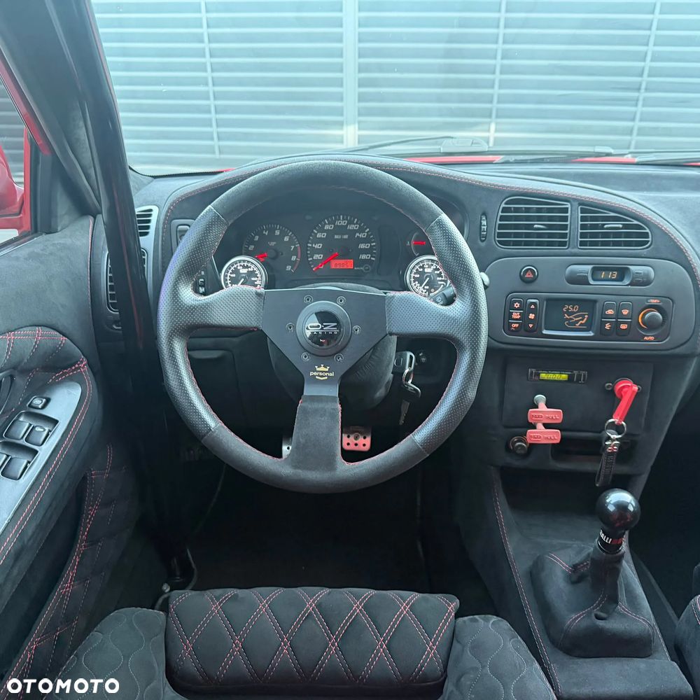 Mitsubishi Lancer Evolution - 12