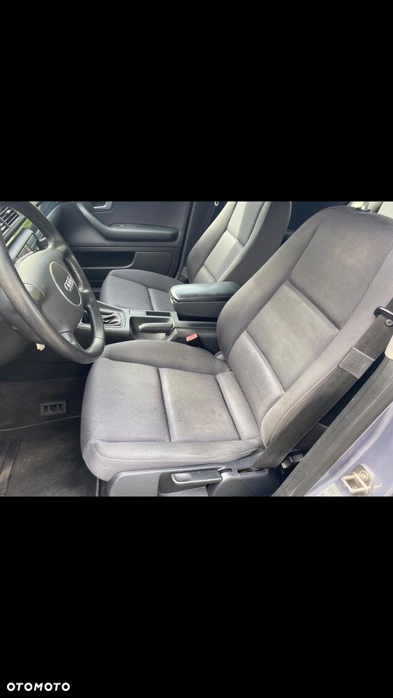 Audi A4 Limousine - 15