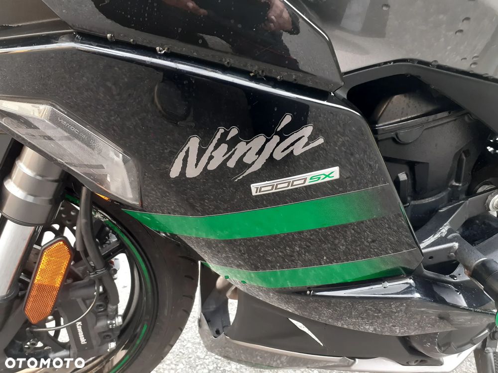Kawasaki Ninja 1000 SX - 10