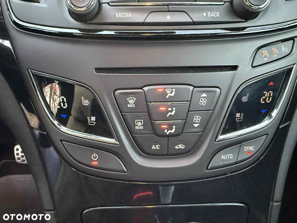 Opel Insignia 2.0 CDTI Cosmo 4x4 - 14