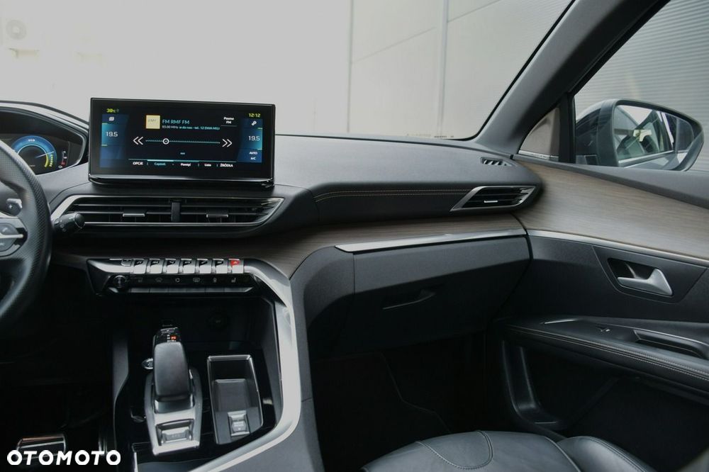 Peugeot 3008 1.6 PureTech Hybrid PHEV GT S&S EAT8 - 18