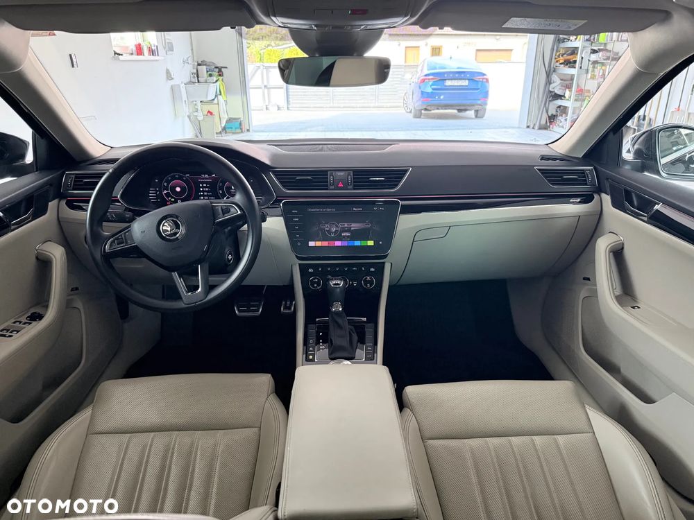 Skoda Superb 2.0 TDI SCR 4x4 L&K DSG - 16