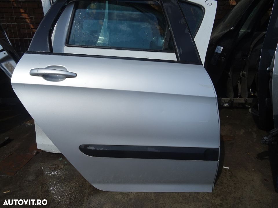 Vand Usa Spate Dreapta Peugeot 308 din 2009 fara rugina fara lovituri - 1
