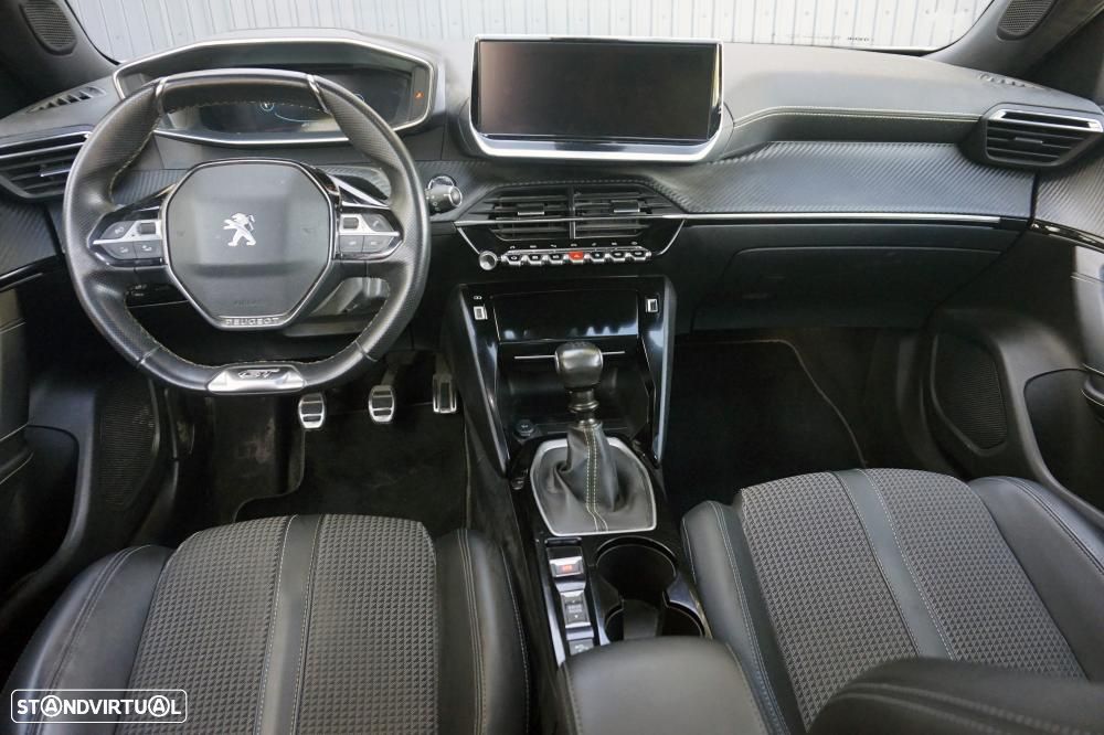 Peugeot 2008 1.2 PureTech GT - 9