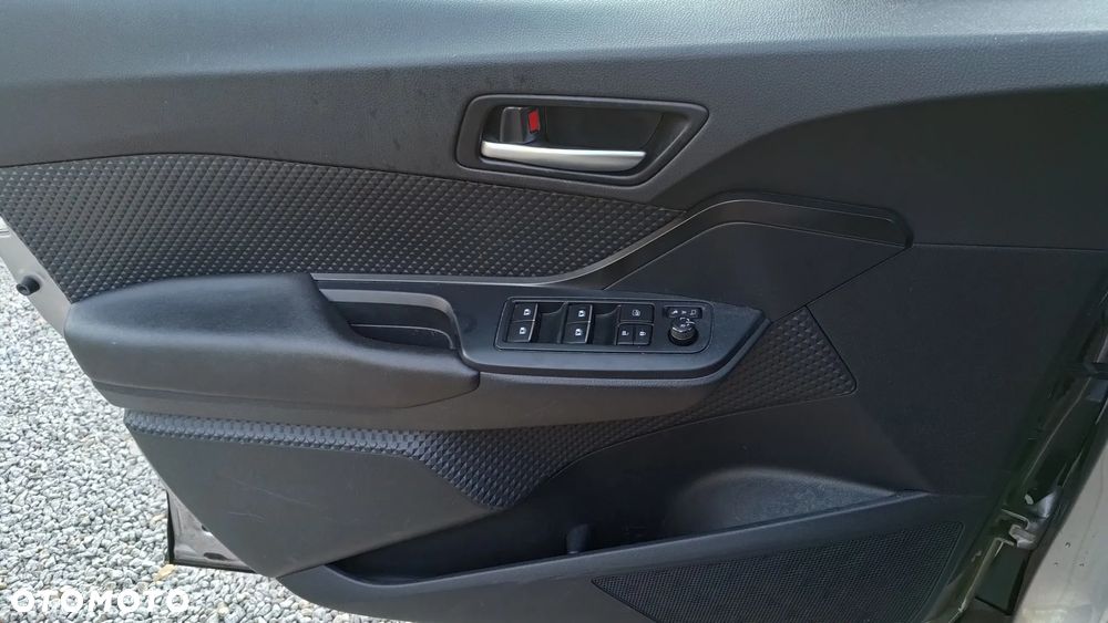 Toyota C-HR Lounge - 12