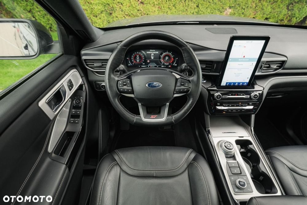 Ford Explorer - 12