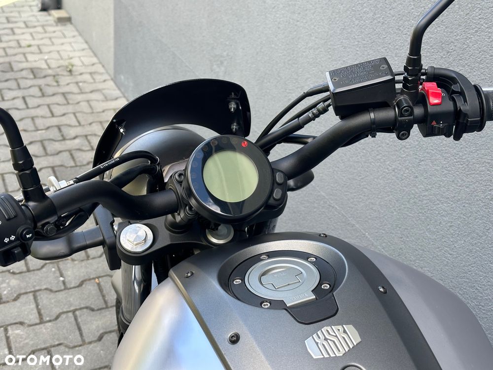 Yamaha XSR - 19