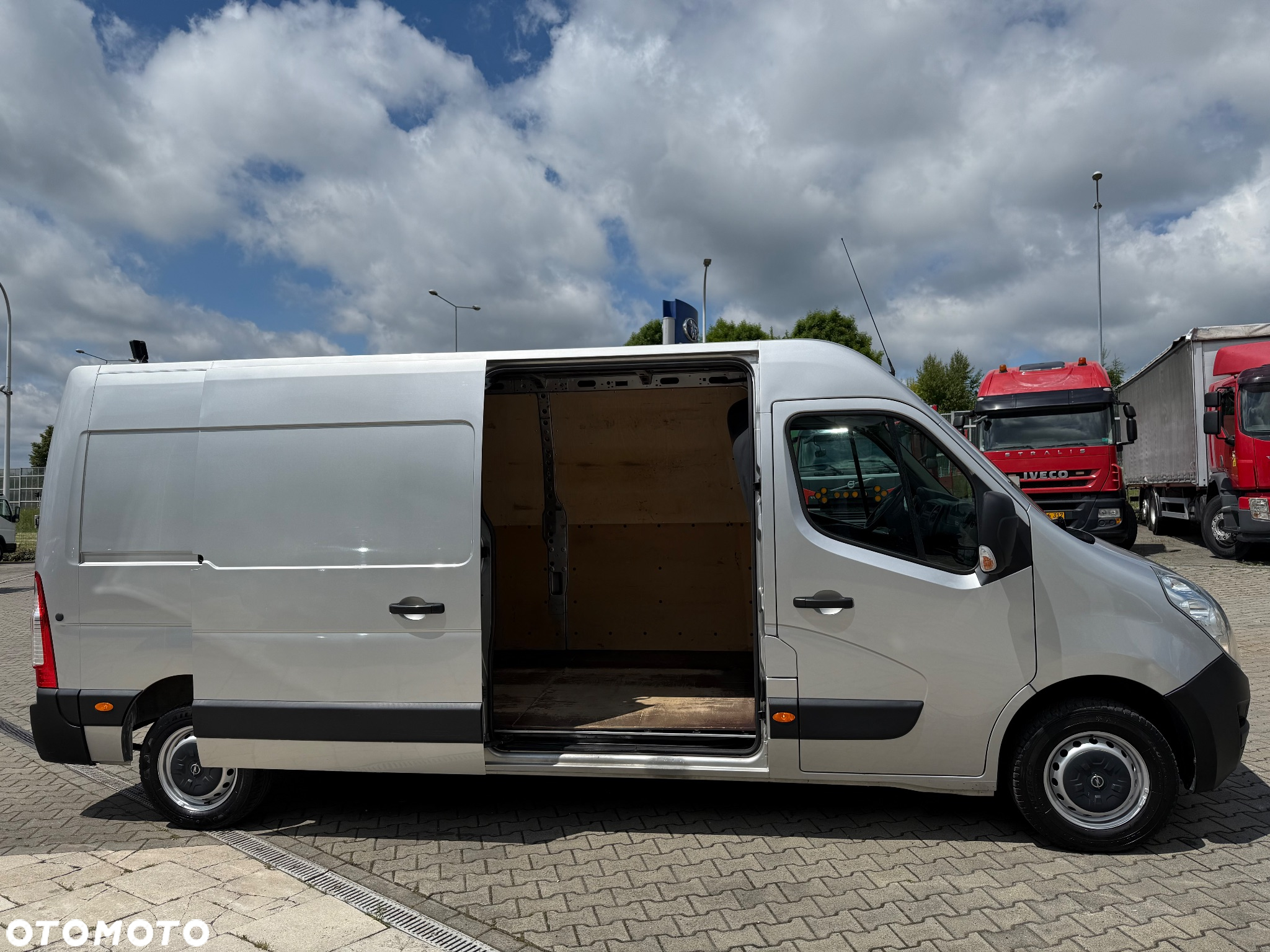 Opel Movano - 12