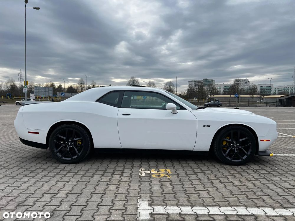Dodge Challenger 5.7 R/T - 11