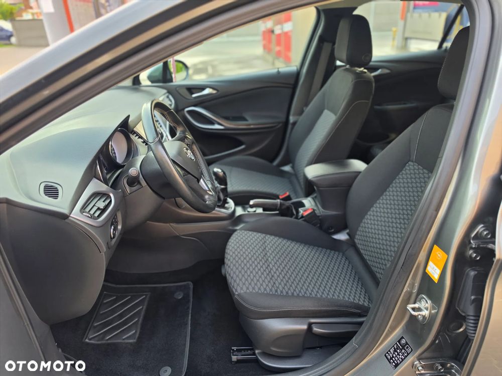 Opel Astra 1.4 Turbo Innovation - 8