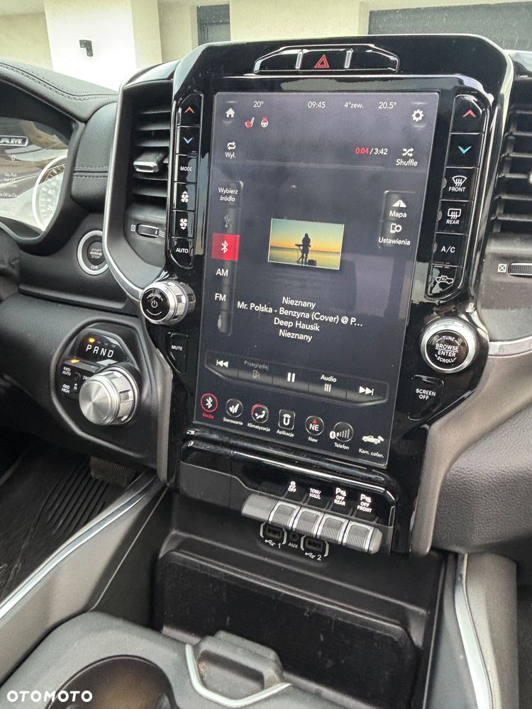 RAM 1500 Crew Cab Laramie - 19