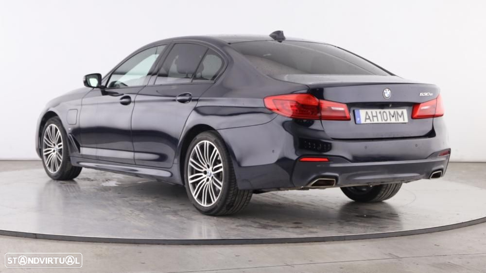 BMW 530 i Pack M Auto - 3