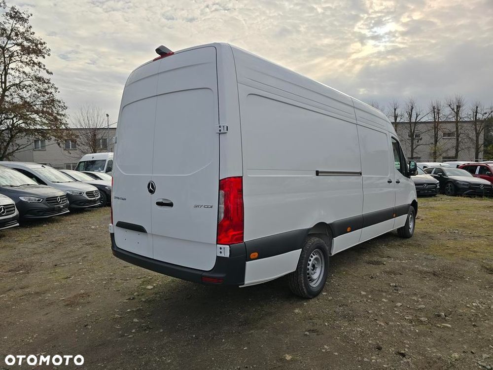Mercedes-Benz Sprinter 317 CDI Long PRO 9G-Tronic - 4