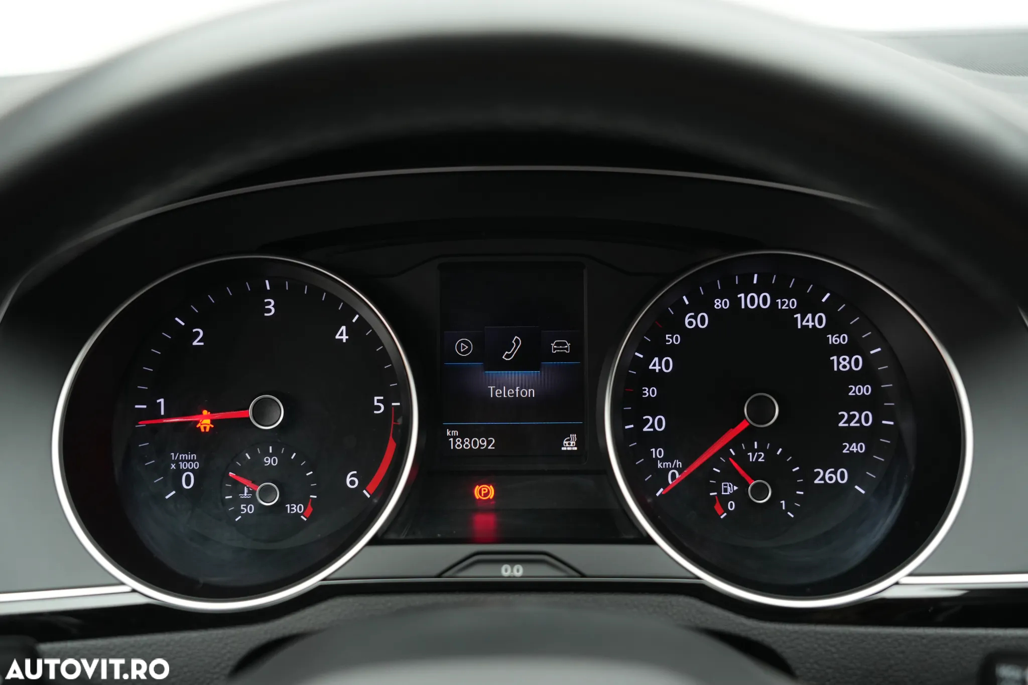 Volkswagen Passat 2.0 TDI SCR 4Motion DSG Elegance - 35
