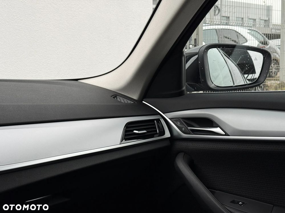 BMW Seria 5 520d xDrive Sport Line - 19