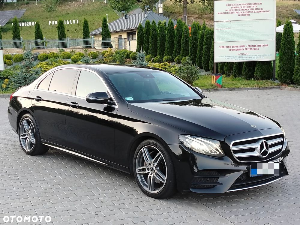 Mercedes-Benz Klasa E 220 d 4-Matic Business Edition 9G-TRONIC - 12