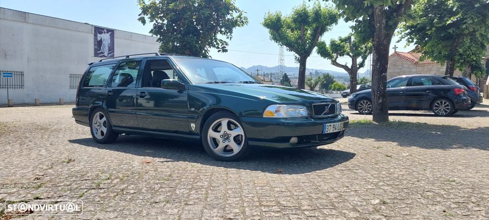 Volvo V70 T5 - 2