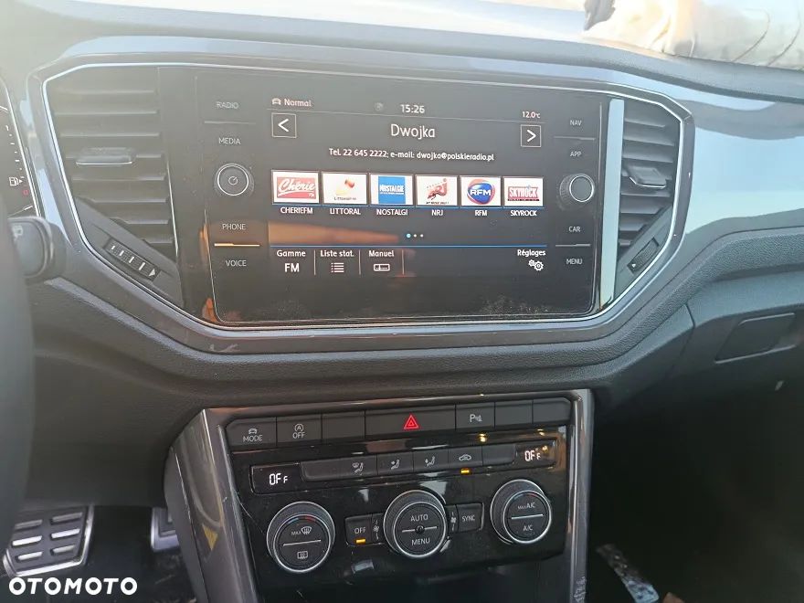 Volkswagen T-Roc - 8